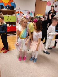 V škôlke máme veľký bál, hurá je tu karneval!