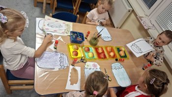  Medzinárodný deň jablka