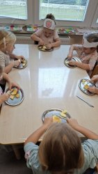  Medzinárodný deň jablka