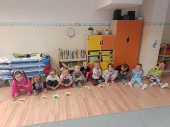  Medzinárodný deň jablka