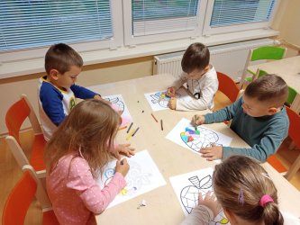  Medzinárodný deň jablka