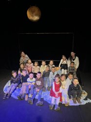 Predškoláci v Bábkovom divadle na Rázcestí