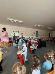 Bubnová show v materskej škole