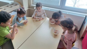 Deti spoznávali remeslá zážitkom - Od nákupu po tanier