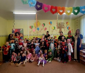 Fašiangový karneval v našej škôlke: Deň plný masiek a smiechu