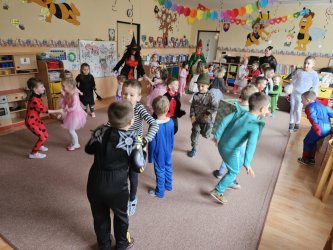 Fašiangový karneval v našej škôlke: Deň plný masiek a smiechu