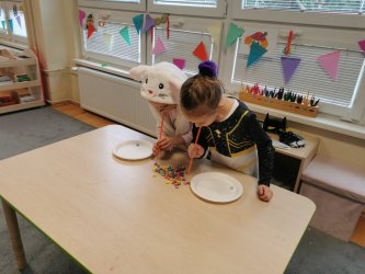 Fašiangový karneval v našej škôlke: Deň plný masiek a smiechu