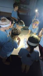 Noc s Andersenom v materskej škole - dobrodružná cesta prasiatok Budkáčika a Dubkáčika