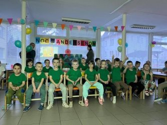 Noc s Andersenom v materskej škole - dobrodružná cesta prasiatok Budkáčika a Dubkáčika