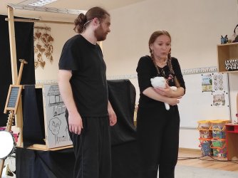 Múdra Zuzka a blázni