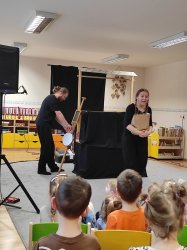 Múdra Zuzka a blázni